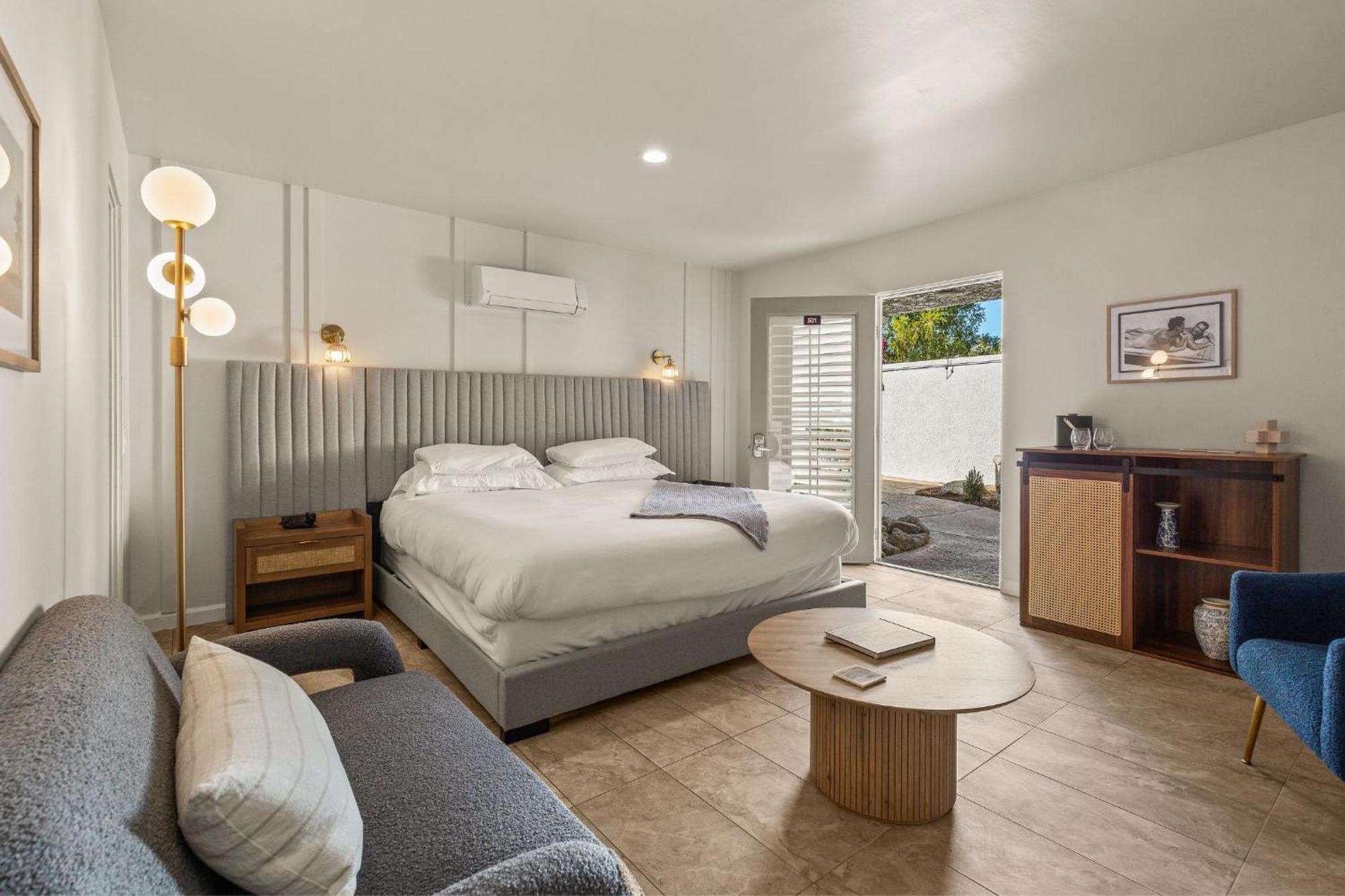 Casa Oliver Hotel & Resort - A Men'S Clothing Optional Resort In Palm Springs Buitenkant foto