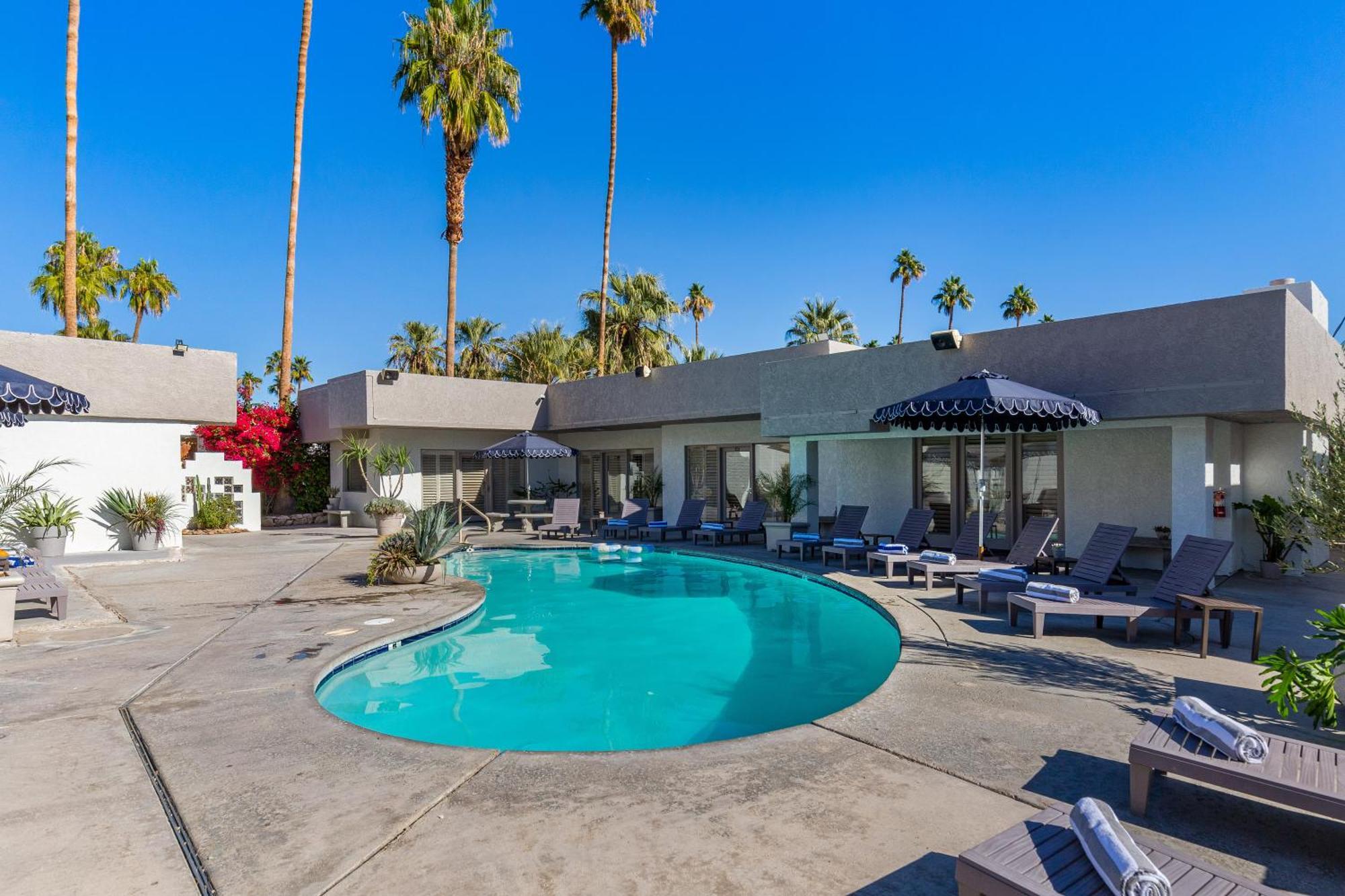 Casa Oliver Hotel & Resort - A Men'S Clothing Optional Resort In Palm Springs Buitenkant foto