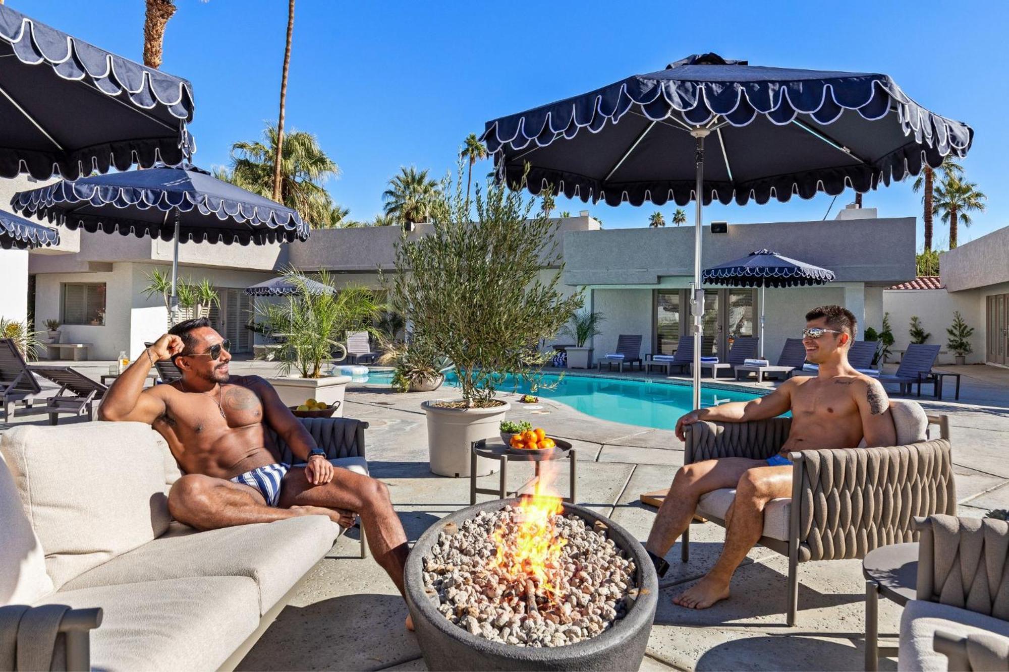 Casa Oliver Hotel & Resort - A Men'S Clothing Optional Resort In Palm Springs Buitenkant foto